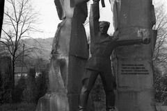 Яремча, пам'ятник партизанам-Ковпаковим