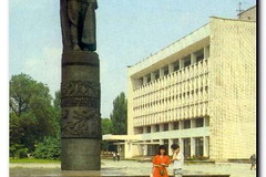 пам'ятник Дзержинському
