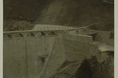 Barrage de Montsalvens. La voûte du barrage automatique de la trappe