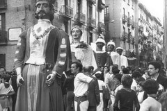 Fiestas de San Fermín en Pamplona, La comparsa de gigantes en la calle Mayor