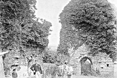 Visitors between the Infirmary and Chapter House