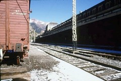 Les rails de la gare de Canfranc désormais déserts, en diciembre de 1985