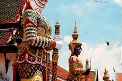 Guards in the compound of Wat Phra Kaeo