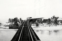 View of Pigeon Key from Seven Mile Bridge. Florida East Coast Railway, Key West Extension