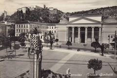 Terracina, Piazza Garibaldi