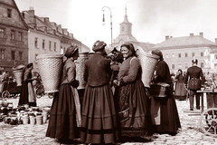 Women in Market, Bayreuth