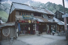 Shops in Sonnamarg