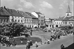 Valašské Meziřičí. Pohled na náměstí