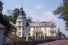 Ubbergen. Villa Waalheuvel