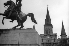 Jackson monument in Jackson Square with the Cabildo and St. Louis Cathedral