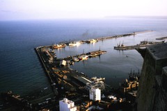 Vista del puerto de Alicante desde el castillo de Santa Bárbara