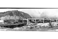 Panoramic view of the North Figueroa Street bridge under construction