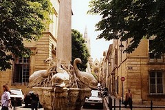 Aix-en-Provence. Fontaine des Quatre-Dauphins