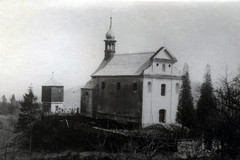 Bílý Kostelec, kostel sv. Havla, celkový pohled na kostel a zvonici