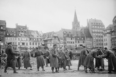 Strasbourg Place Kléber, German prisoners