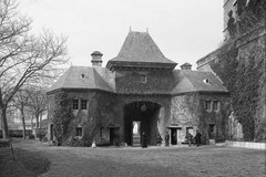 Château de Vizille : porte d'entrée intérieur