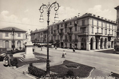Salluzzo, Corso Italia e Monumento a Silvio Pellico