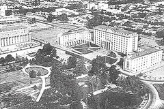 Mendoza. Vista aérea de la Casa de Gobierno y el Palacio de Justicia en el Barrio Civico