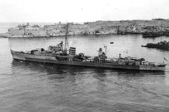 HMS Relentless (H85)