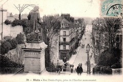 Blois. Statue de Denis Papin. Escalier Monumental
