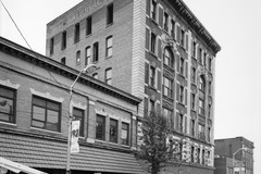 Connellsville. 125-129 West Crawford Avenue: First National Bank Building