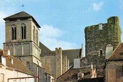 Saint-Yrieux - La Collégiale de Moutier et la Tour du Plô