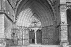Cathédrale de Sées. Le portail central