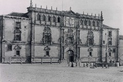 Fachada del Colegio Mayor de San Ildefonso de la Universidad de Alcalá