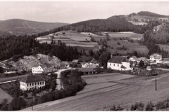Horní Bečva. Pohled na střed obce