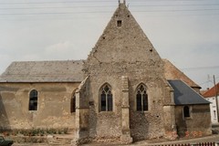Saint-Georges-du-Rosay. Église Saint-Georges. Façade latérale sud
