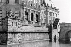 Château de Vaux-le-Vicomte à Maincy : les Douves et Le Pont-levis