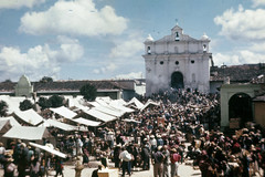 Chichicastenango. Plaza y Mercado