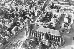 Soissons. Cathédrale Saint-Gervais Saint-Protais. Vue aérienne