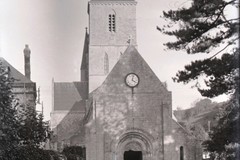 Église Notre-Dame d'Étretat : façade et clocher
