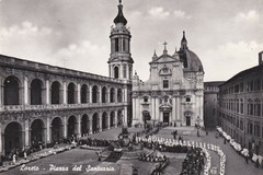 Loreto, Piazza del Santuario