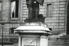Statue de Bernard Pallisy, céramiste