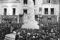 Inauguration du monument Deschanel, vue générale