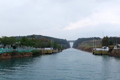 L'entrée du canal de Corinthe