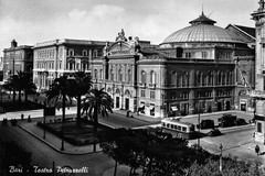 Bari, Teatro Petruzzelli