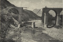 Un pont de chemin de fer près de Grenoble