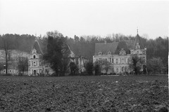 Château de Beugny à Saint-Benoît-la-Forêt. Façade postérieure sur le jardin