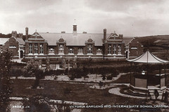 Victoria Gardens and Intermediate School, Cardigan