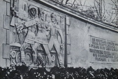 Pomnik radzieckich żołnierzy upadłych, gdy wyzwolenie Gdańska na ulicy. Gilguda.