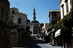 Ρόδος. Οδός Socrates με το τζαμί σουλτάνου Suleyman