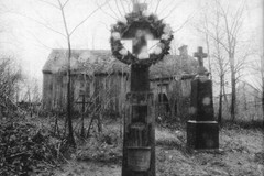 Stara kaplica na cmentarzu w Smolnikach