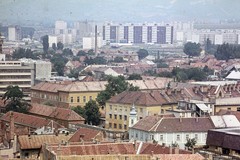 Kilátás a Líceum teraszáról, a Csebokszári lakótelep felé