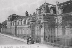 La Flèche - Entrée du Château des Carmes