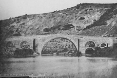 Puente renacentista de Ariza