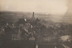 Blick auf Burg Bensheim und Ort