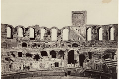 Intérieur des arènes d'Arles